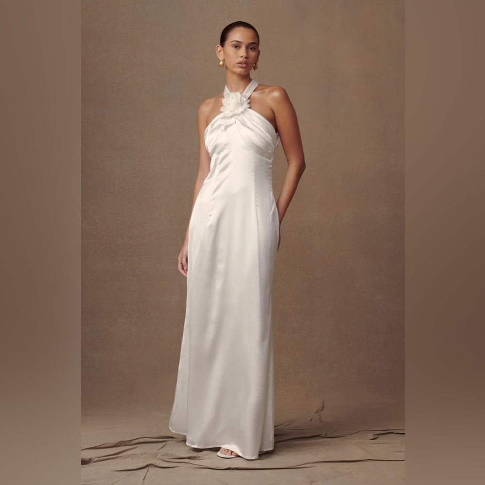 Meshki Dylan Rose Halter Maxi Dress - White - Size Medium